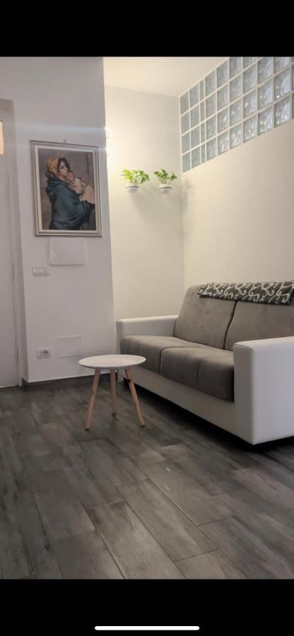 T&M Appartement Ladispoli Buitenkant foto