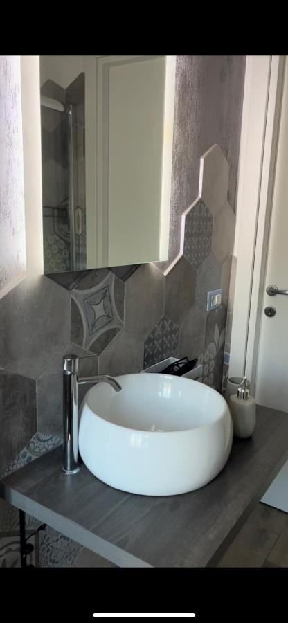 T&M Appartement Ladispoli Buitenkant foto